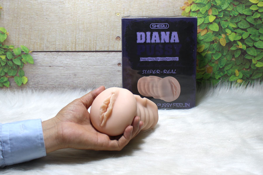 Âm đạo cầm tay Diana silicon cao cấp ruột trần cực thật