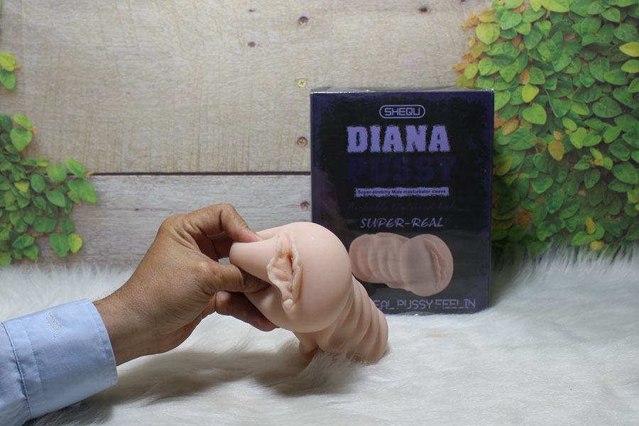 Âm đạo cầm tay Diana silicon cao cấp ruột trần cực thật