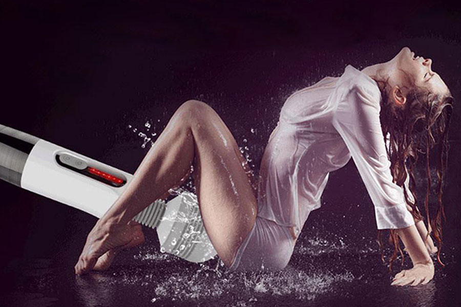 Chày rung Leten Lightning to mạnh mẽ kích thích điểm G