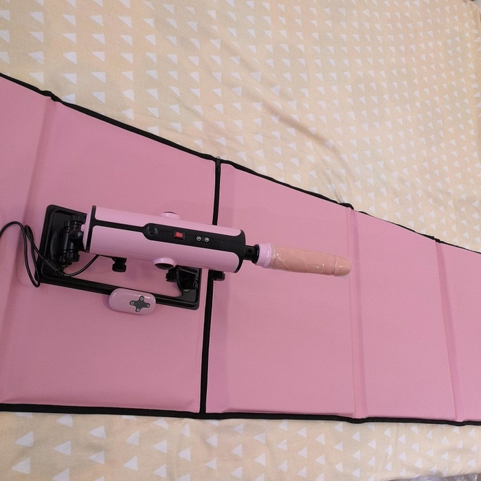 Máy làm tình tự động điều khiển từ xa có nệm trải silicon cao cấp