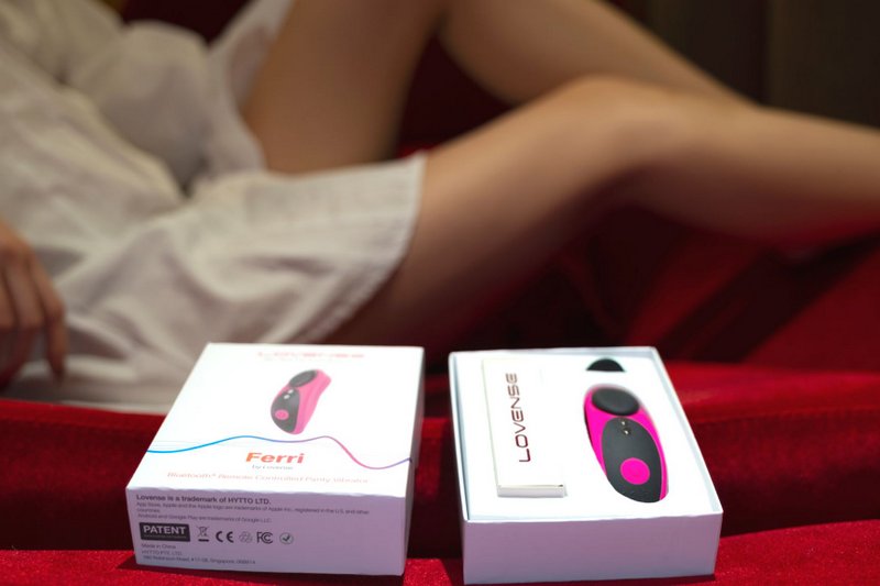 Máy rung mini gắn quần chíp Lovense điều khiển smartphone siêu nhỏ gọn