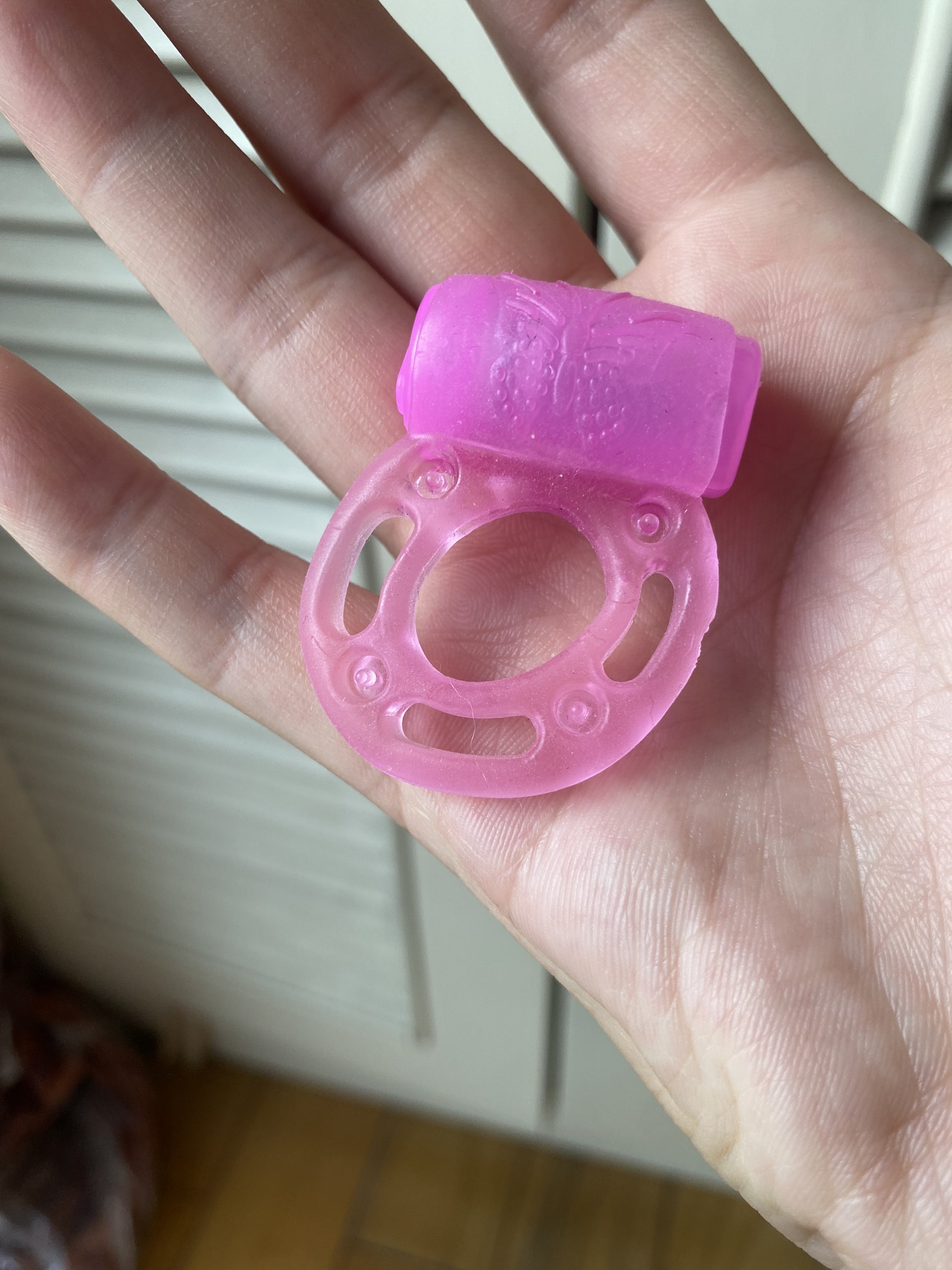 Vòng đeo dương vật rung đầu chim gây tê âm đạo giúp lên đỉnh