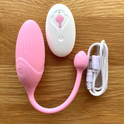 Trứng rung râu hoa hồng không dây điều khiển từ xa 